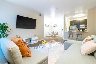 Marina del Rey 1bdr Retreat with pool, gym, free parking - Los Angeles - 0