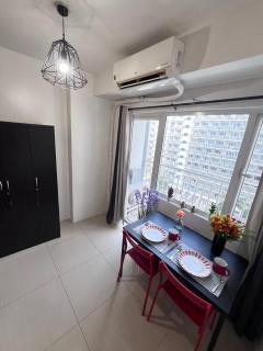 Unistay SHELL Residences Amazing Pool view near MOA - 3