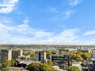 Central Centro l Gorgeous 2-Bed Apt l Insane Views - Auckland - 5