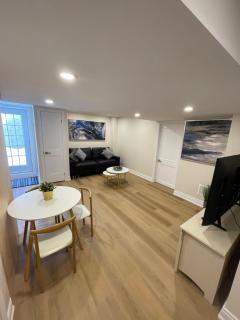 Stylish 2-Bedroom City Approved Basement Apartment - Mississauga - 1