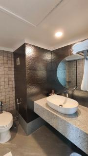 Hua Hin Grand Hotel and Plaza - SHA Extra Plus - Hua Hin - 4