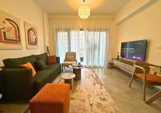 Cozy 2BR Apartment - Elegant & Vibrant Location - Madinaty - 0