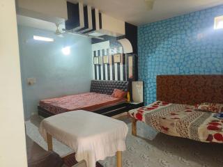 Bittu ka ghr near devi mandap satgawa - 4
