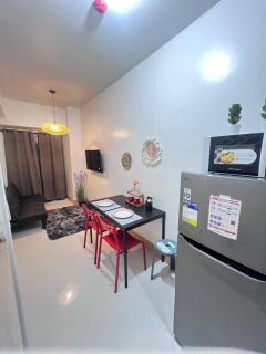 Unistay SHORE 3 Poolview w Balcony near MOA&Airport - Manila - 9