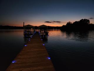 Lake Greenwood Lodge Main House and guesthouse - - 1