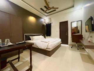 The White Canyon Hotel - Varanasi - 8