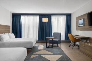 Holiday Inn Express Montreal Airport - St-Laurent by IHG - 5