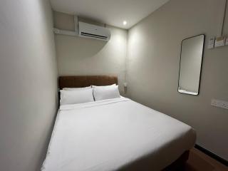 Swing & Pillows - Malacca River Walk - 1