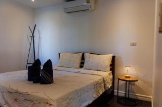 Baan Chaweng Hill poolside Samui - 2