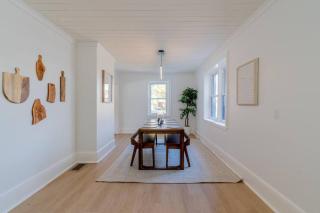 Charming 3BR Beach House with BBQ in Grand Bend - 8