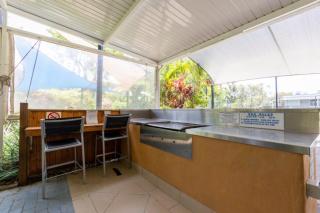 Cosy Central Burleigh Getaway - Gold Coast - 2