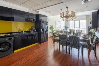 Frank Porter - RBC Tower - 2