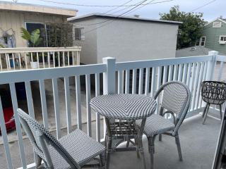 Luxe 2-BR with King suite, rooftop, steps from beach - Los Angeles - 7
