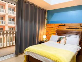 Elegant Condo Beside Venice Grand Canal #vlra23j - Manila - 0