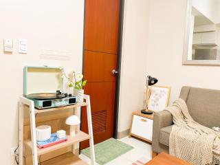 BGC's Best Condo Near Uptown Mall #oursw15o - Manila - 5
