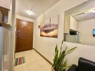 Budget-friendly Condo Near Bgc, Venice #rt34008 - Manila - 2