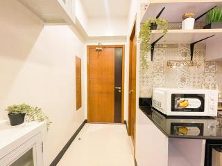 Prime Condo Living Near Venice Canal #msert26k - Manila - 1