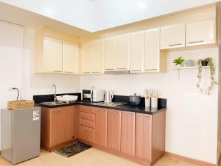 Chic BGC Condo by Grand Canal Mall #vlrtb27b - Manila - 5