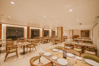 Loft Business Hotel - Kakkanad - 6