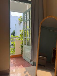 Cozzy studio with balcony in THAO DIEN - D2 - Giang Nam House - Ho Chi Minh - 1