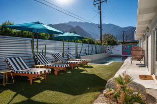 Lux Villa 5BR Pool, Putting Green, Bikes, Views! - Palm Springs - 5