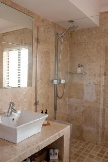 Cliff Lodge - Gansbaai - 3