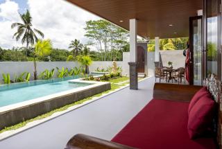Romantic Cozy Three Bedroom Jungle View Villa in Ubud - 1