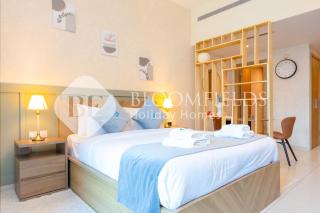 Bloomfields Magnificent Studio Bay Square - 6