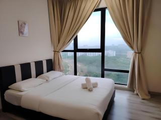 Mid Valley Megamall View Southkey Mosaic 3BR 2FREE By Natol - 0