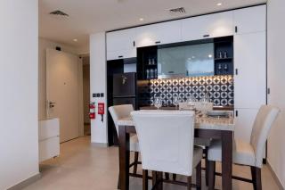 Cosy 2 Bed Apt opposite Dubai Hills Mall - 7