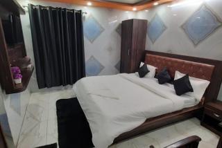 LUCKNOW HOTEL K P C Near Temple - fully Air Conditioned hotel at Prime Location - Hygiene & Spacious Room - with wifi - BEST HOTEL IN LUCKNOW - - 9