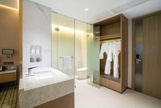 Victoria Hotel Guangzhou Zhujiang New Town - Guangzhou - 3