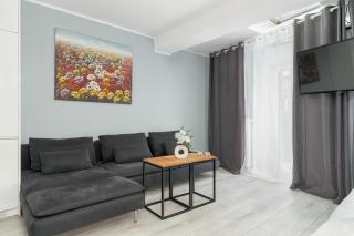 Stylowe i Eleganckie Studia Very Berry w Poznaniu by Noclegi Renters - Poznan - 0