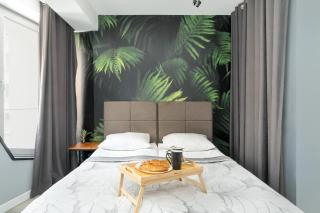 Stylowe i Eleganckie Studia Very Berry w Poznaniu by Noclegi Renters - Poznan - 9