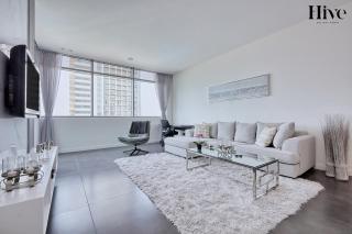 Luxury 1 Bed Apt in Golf Views - 8