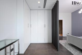 Luxury 1 Bed Apt in Golf Views - 2