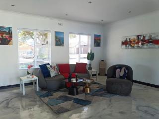 Frangipani House - - 5