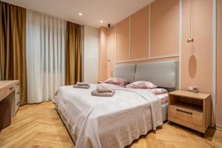 Elegant & Stylish 2-Bedroom Apartment - Sofia - 5