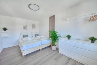 BackHome - BUSINESS&FAMILY - Fantastische Schlosslage, Parkplatz, Balkon, SmartTV, Waschmaschine, Netflix, 70qm, 24h Checkin - Apartment 5 - Ludwigsburg - 8