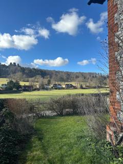 Charming Country Cottage with Lovely Views - Hambleden - 0