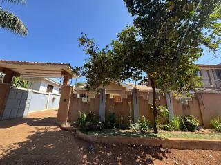 Town Retreat Moshi - 7