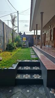 Raditya Homestay - Mambal - 6