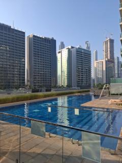 Stunning Burj View - Cozy 2BR - 5 min Dubai Mall - 1