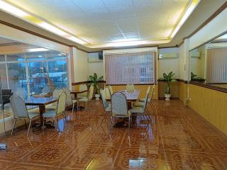 Northomes Pensione by HiveRooms - 4