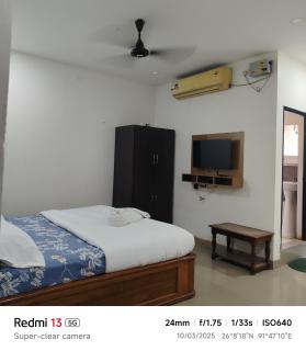 Hotel lovely stay - Guwahati - 5