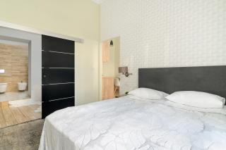 Jasne Studia Very Berry w Centrum Poznania by Noclegi Renters - Poznań - 2