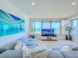Iconic Q1 Level 35! - Gold Coast - 6