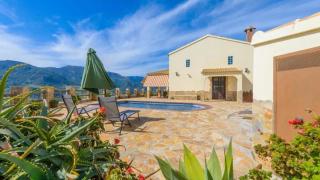 Comfortable Chalet in El Gastor with Private Pool - El Gastor - 2