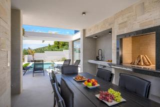 Luxury Villa - RoMa 2 - NEW ,with private pool - 5
