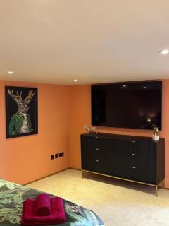 Isla's Den - Redhill - 4